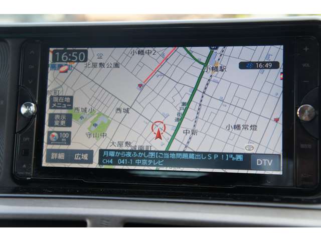 2011 Toyota iQ – thumbnail 4