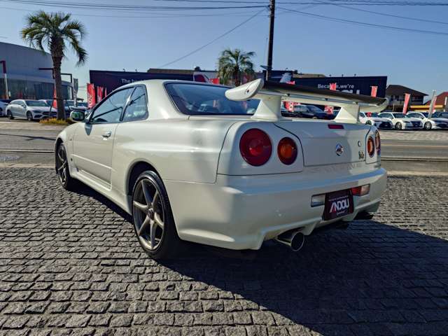 2002 Nissan Skyline GT-R – thumbnail 3