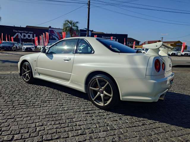 2002 Nissan Skyline GT-R – thumbnail 4