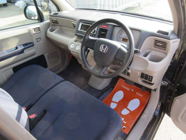 2010 Honda Life – thumbnail 4