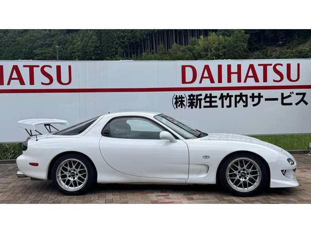 2002 Mazda RX-7 – thumbnail 3