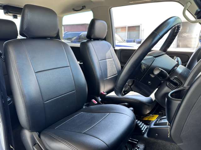 2009 Mitsubishi Pajero Mini – thumbnail 4
