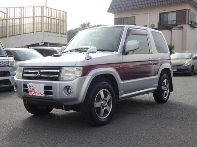 2011 Mitsubishi Pajero Mini – thumbnail 2