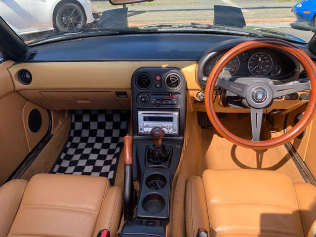 1992 Mazda Roadster – thumbnail 2