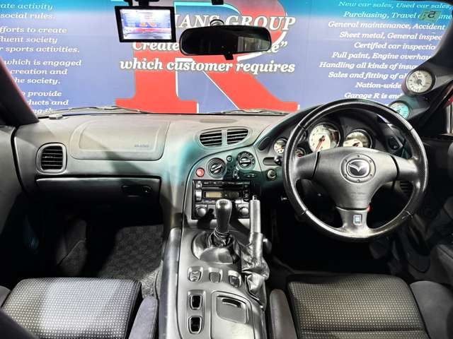 2001 Mazda RX-7 – thumbnail 4