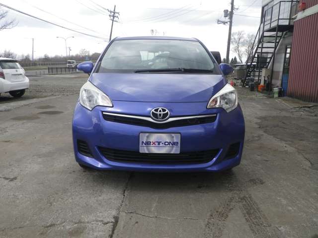 2011 Toyota Ractis – thumbnail 2