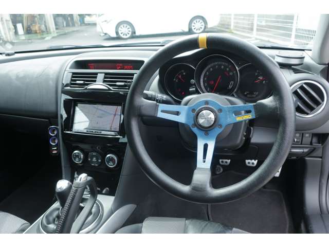 2009 Mazda RX-8 – thumbnail 2