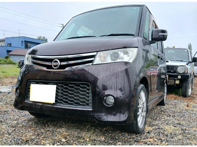 2011 Nissan Roox
