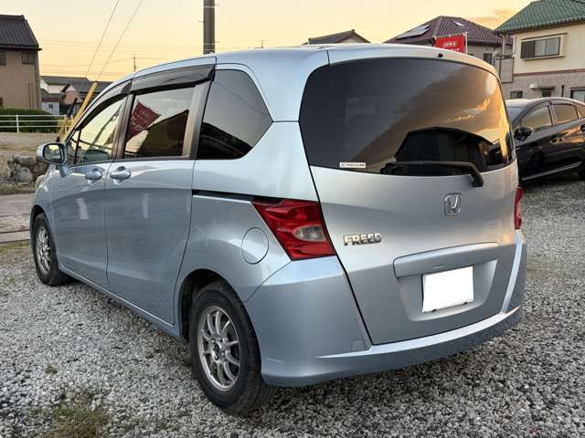 2008 Honda Freed – thumbnail 4
