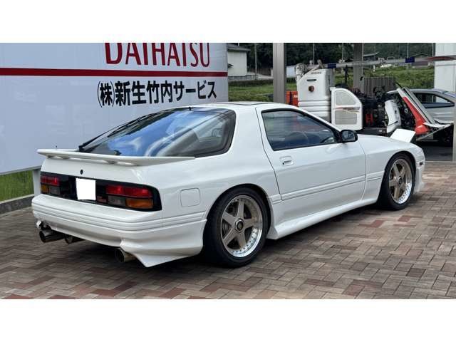 1987 Mazda Savanna RX-7 – thumbnail 3