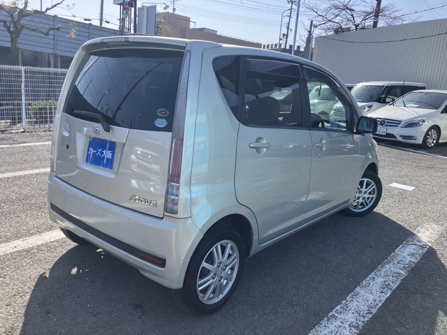 2010 Daihatsu Move – thumbnail 4