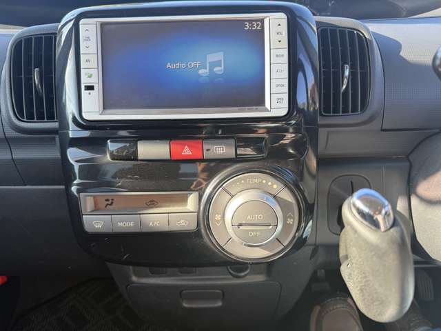 2011 Daihatsu Tanto – thumbnail 4
