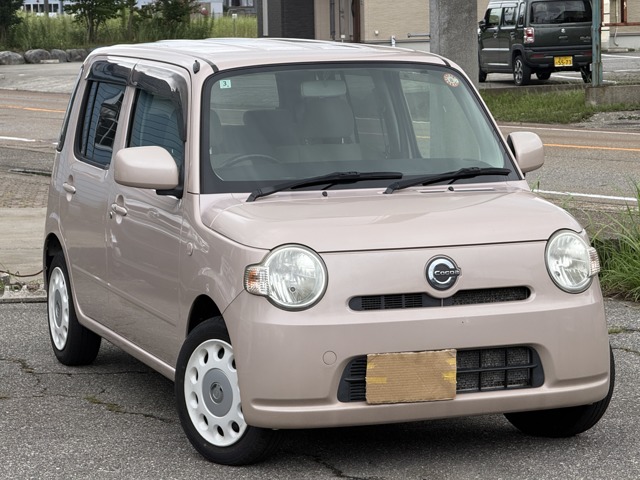 2010 Daihatsu Mira Cocoa