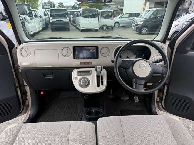 2010 Daihatsu Mira Cocoa – thumbnail 2