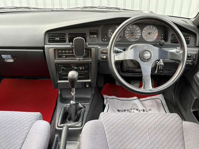 1990 Nissan Bluebird – thumbnail 4