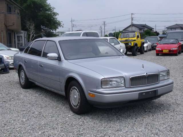 1992 Nissan President – thumbnail 3