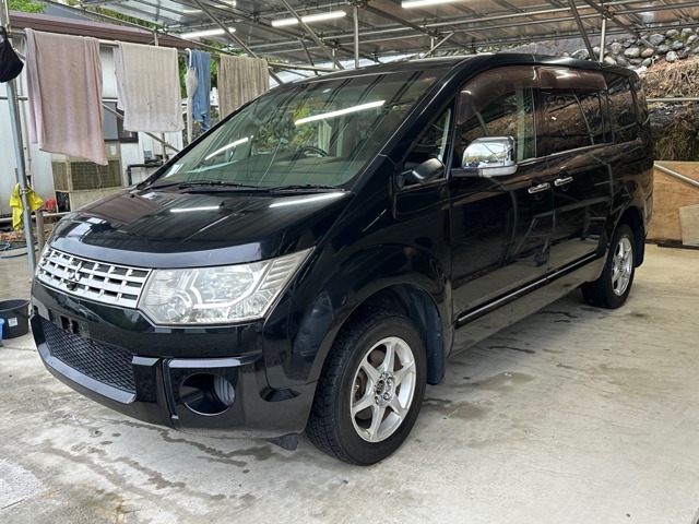 2008 Mitsubishi Delica D:5