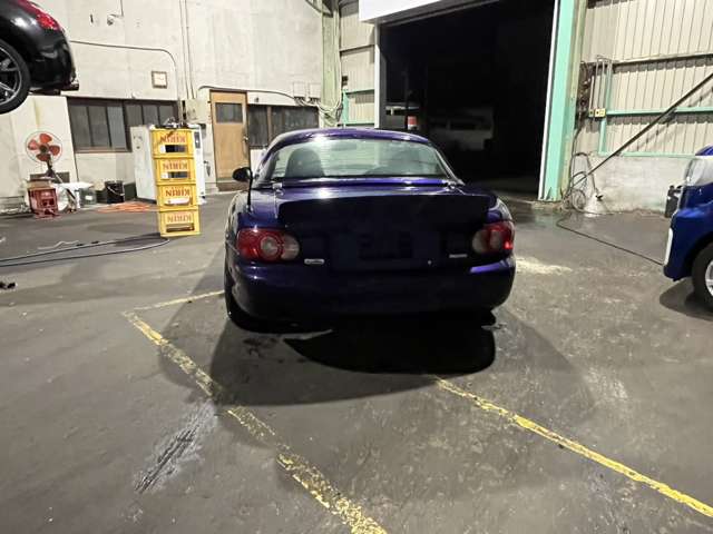 2004 Mazda Roadster – thumbnail 4