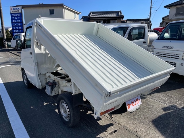 2011 Mitsubishi Minicab Truck