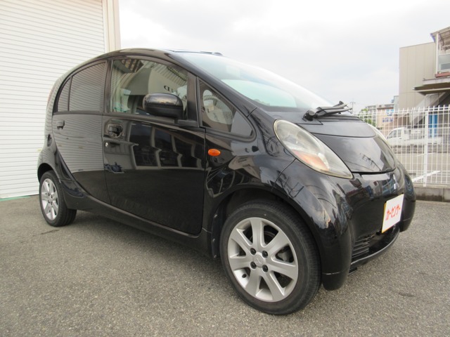 2011 Mitsubishi i