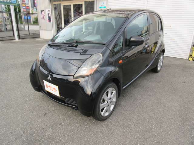 2011 Mitsubishi i – thumbnail 3