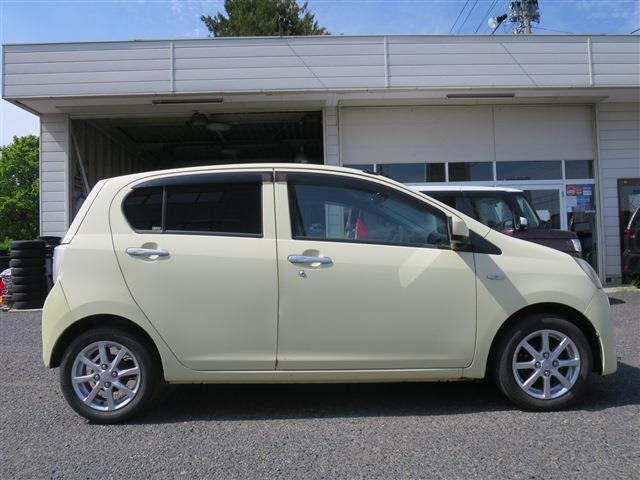 2011 Daihatsu Mira e:S – thumbnail 4