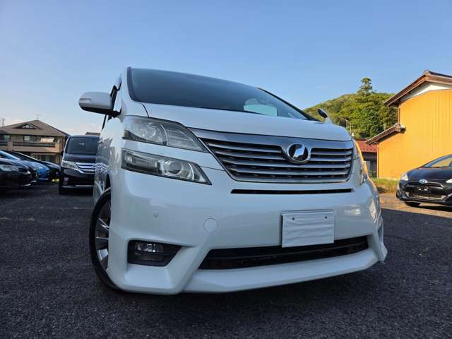 2009 Toyota Vellfire – thumbnail 2