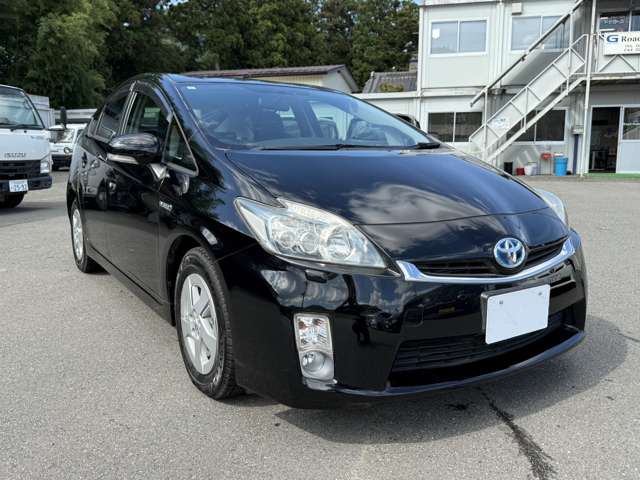 2011 Toyota Prius – thumbnail 3
