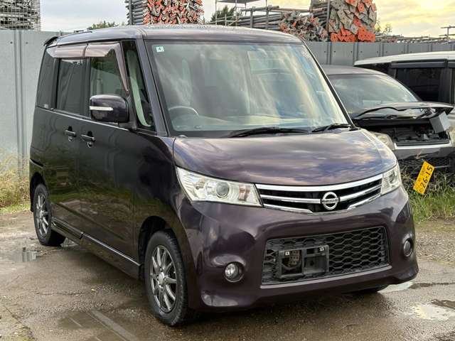 2011 Nissan Roox – thumbnail 2