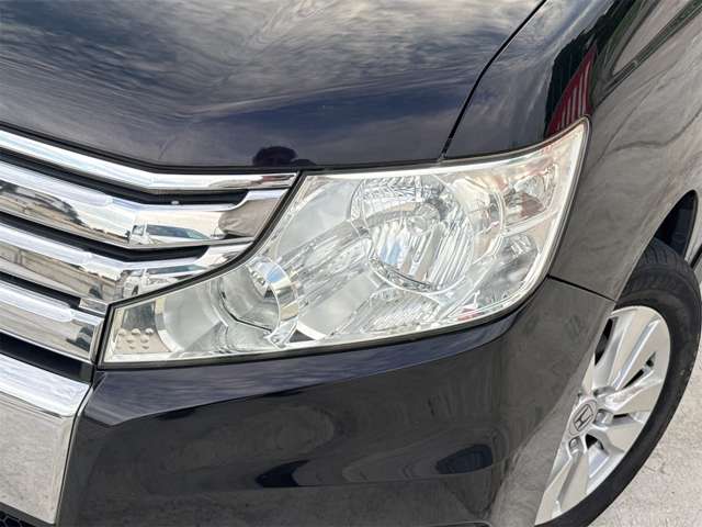 2011 Honda Stepwgn – thumbnail 4
