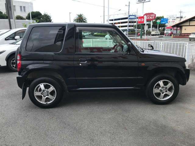 2009 Mitsubishi Pajero Mini – thumbnail 4