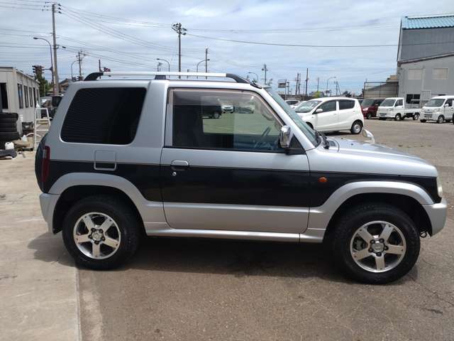 2006 Mitsubishi Pajero Mini – thumbnail 4