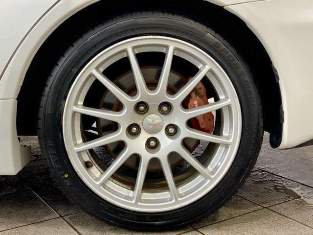 2011 Mitsubishi Lancer Evolution – thumbnail 4