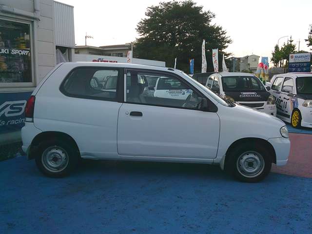 2001 Suzuki Alto – thumbnail 3