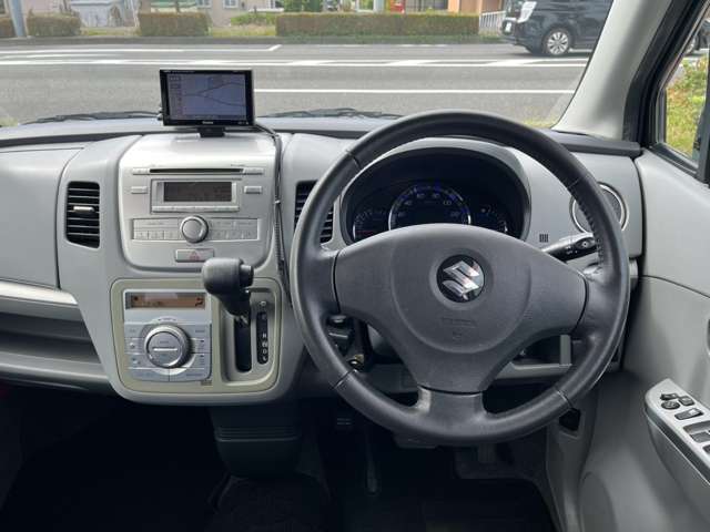 2011 Suzuki Wagon R – thumbnail 4