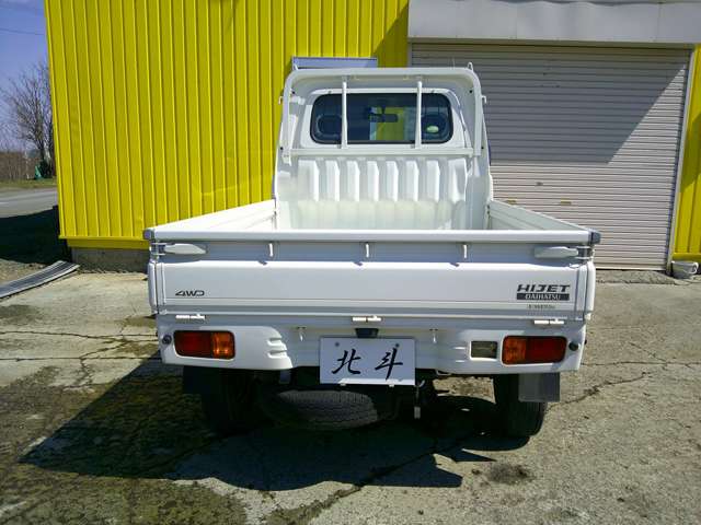 2011 Daihatsu Hijet Truck – thumbnail 2