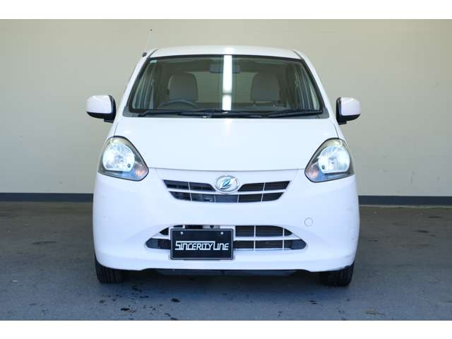 2011 Daihatsu Mira e:S – thumbnail 4