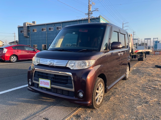 2011 Daihatsu Tanto