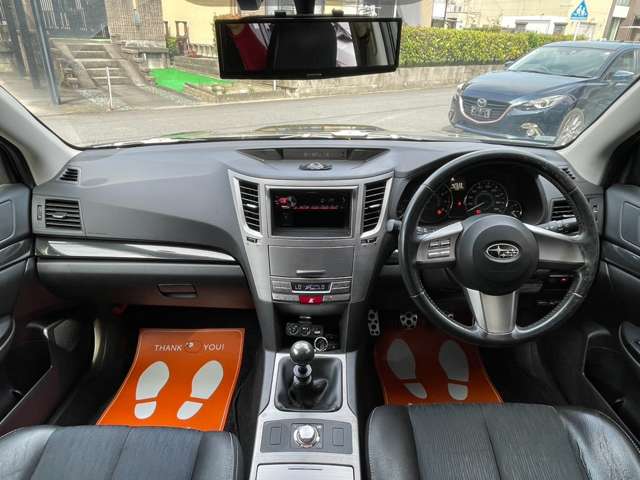 2010 Subaru Legacy B4 – thumbnail 2