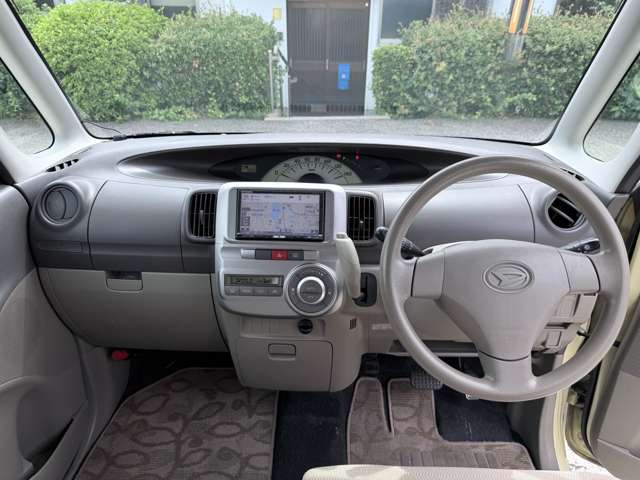 2009 Daihatsu Tanto – thumbnail 2