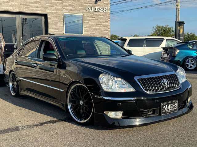 2007 Toyota Crown Majesta – thumbnail 3