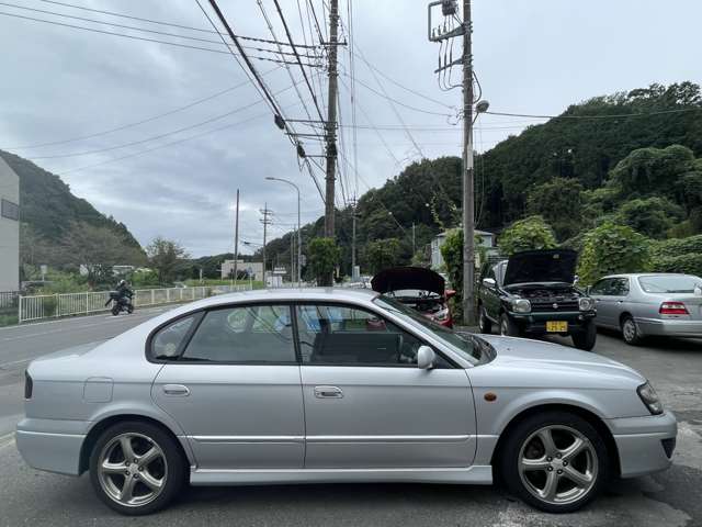2001 Subaru Legacy B4 – thumbnail 4