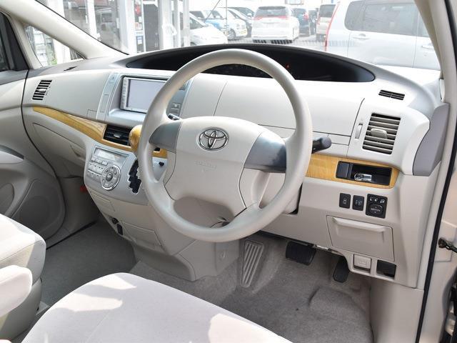 2006 Toyota Estima – thumbnail 2