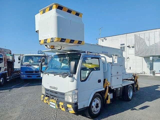 2007 Isuzu Elf – thumbnail 3