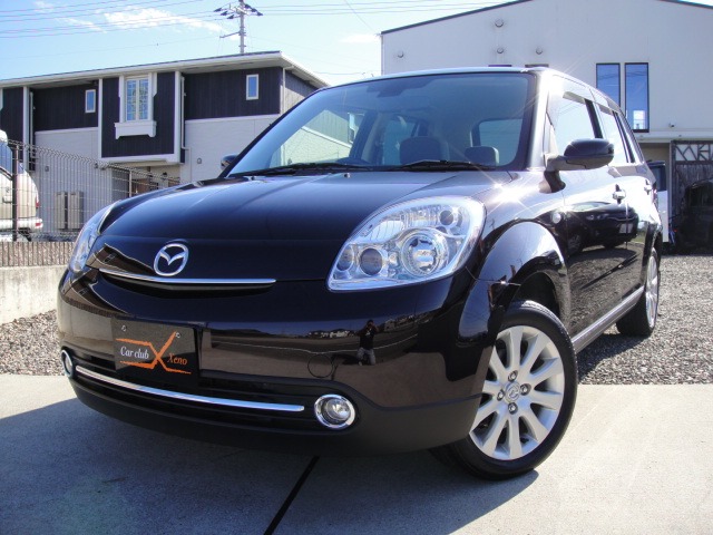 2011 Mazda Verisa