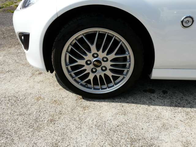 2011 Mazda Roadster – thumbnail 4