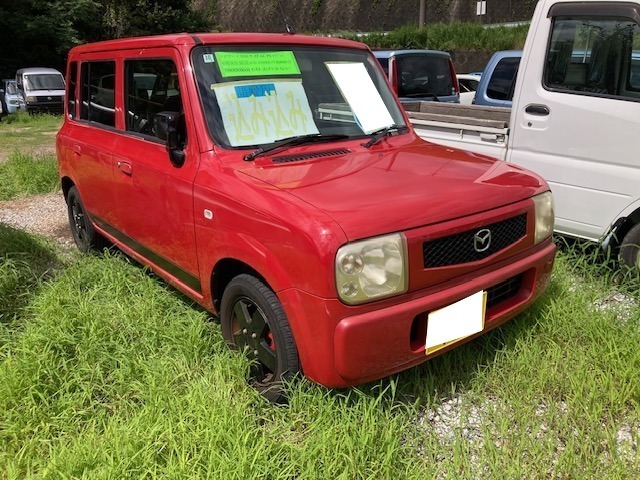 2004 Mazda Spiano