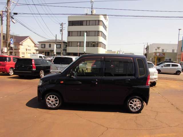 2011 Mitsubishi Toppo – thumbnail 2