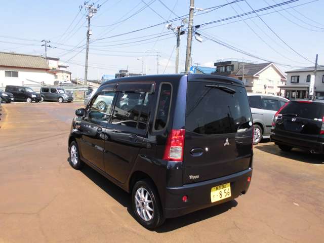 2011 Mitsubishi Toppo – thumbnail 3