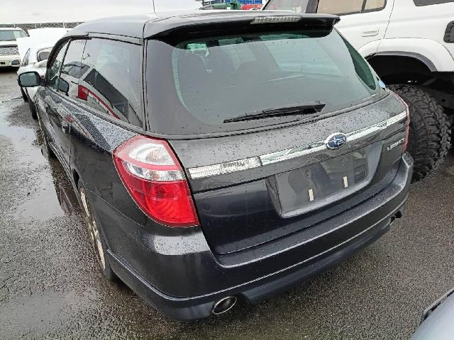 2008 Subaru Legacy Touring Wagon – thumbnail 2